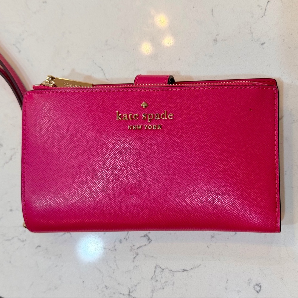 Kate Spade Fuchsia Wallet